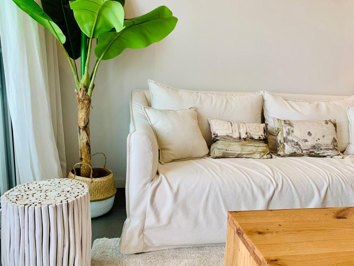 Sea View Luxury New Port Apartment Marbella